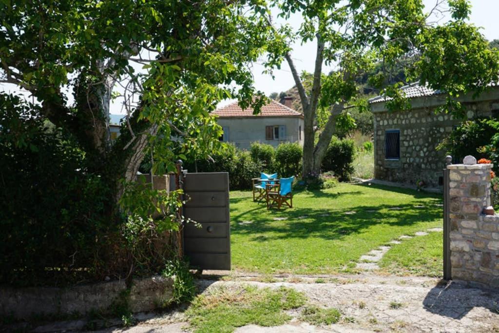 Ατθισ Cozy Cottage Argyra Exterior photo